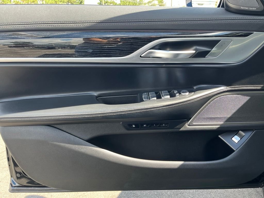 Certified Used 2022 Black Sapphire Metallic BMW 740i xDrive image 9