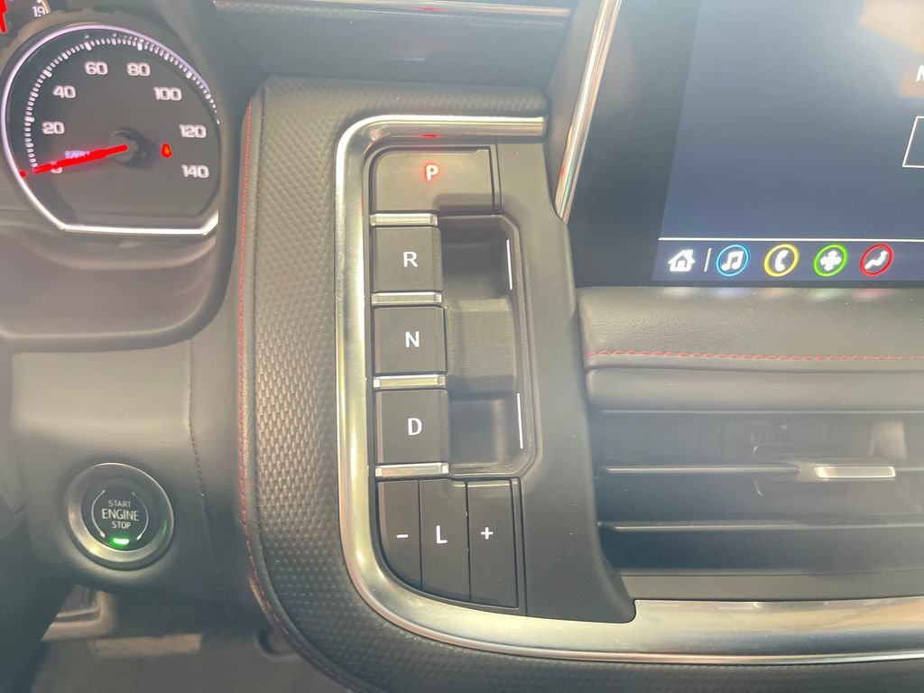 Used 2021 BLACK Chevrolet RST image 22