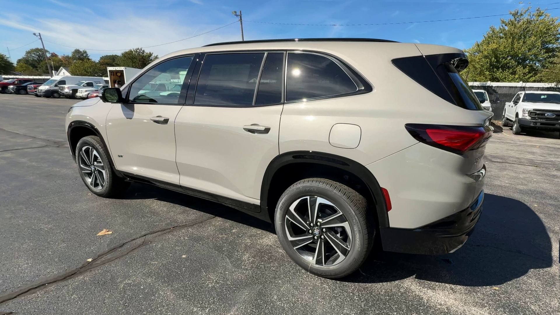 2026 Buick Enclave Sport Touring - Photo 6