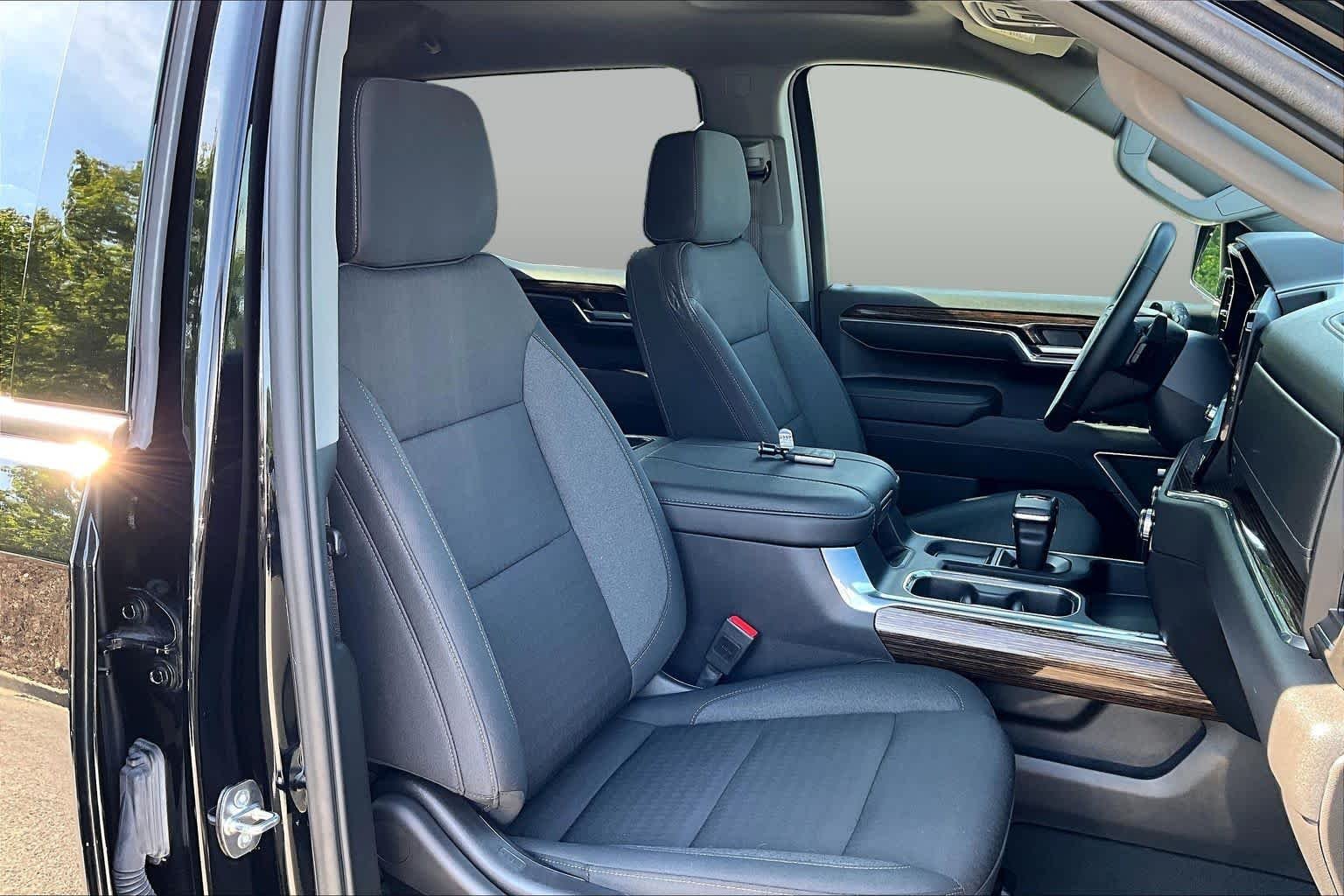 2024 GMC Sierra 1500 Elevation - Photo 8