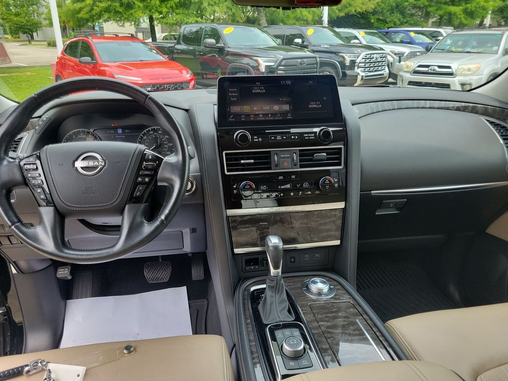 Used 2021 Black Nissan Platinum image 18