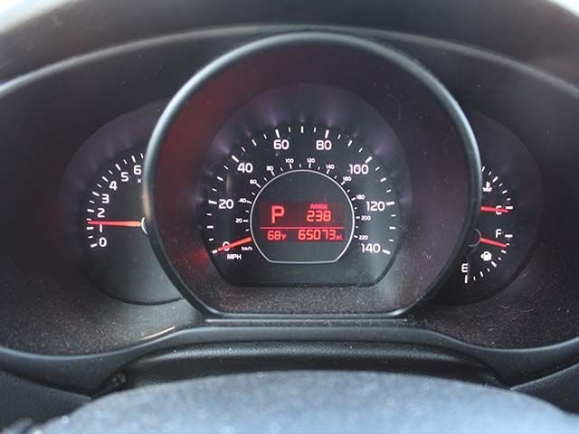 Used 2015 Alien II Kia Base image 9