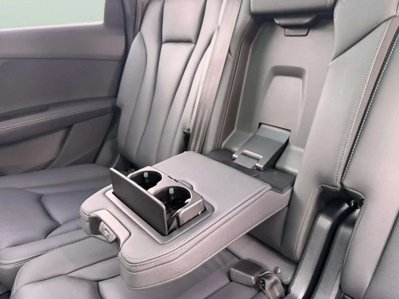 Certified Used 2025  Audi Premium Plus image 25