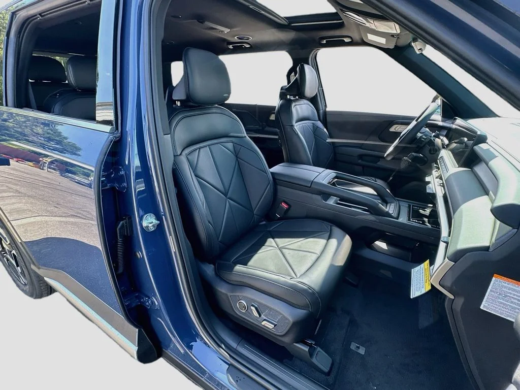 New 2027 Midnight Lake Blue Kia EX image 30
