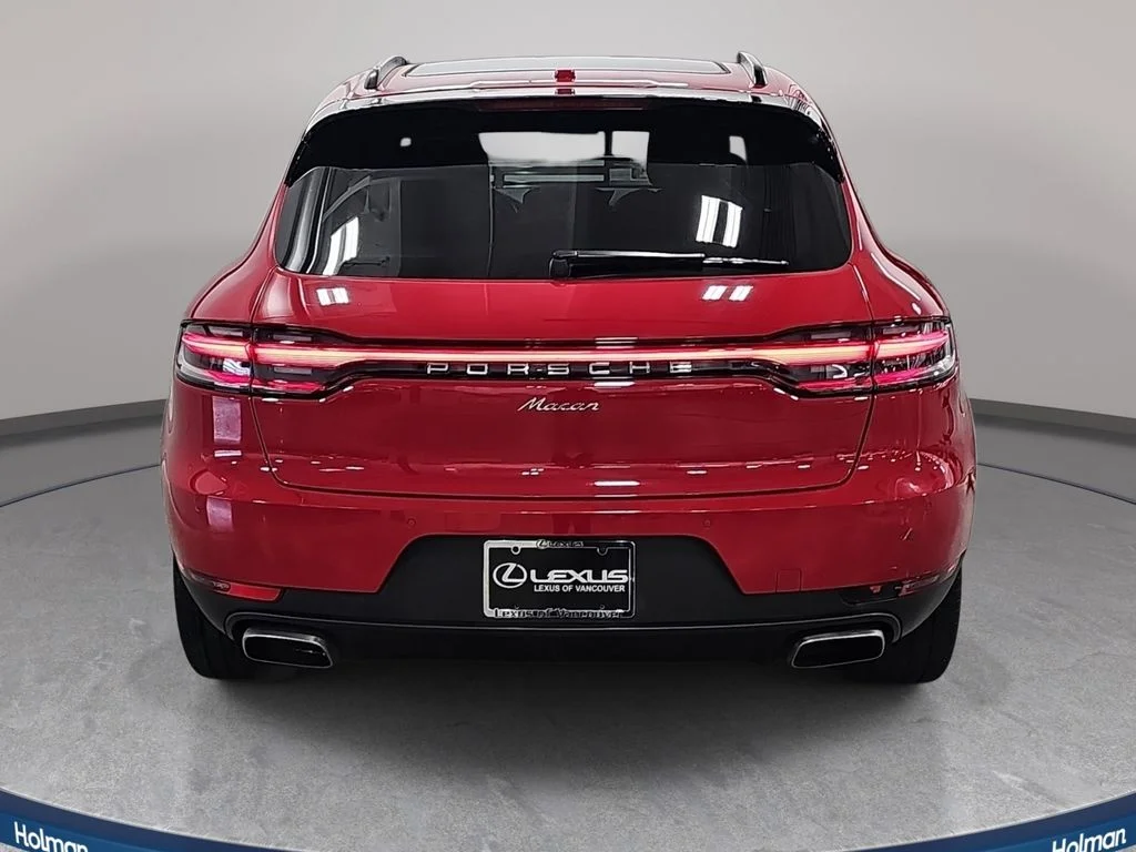 Used 2021  Porsche Base image 7