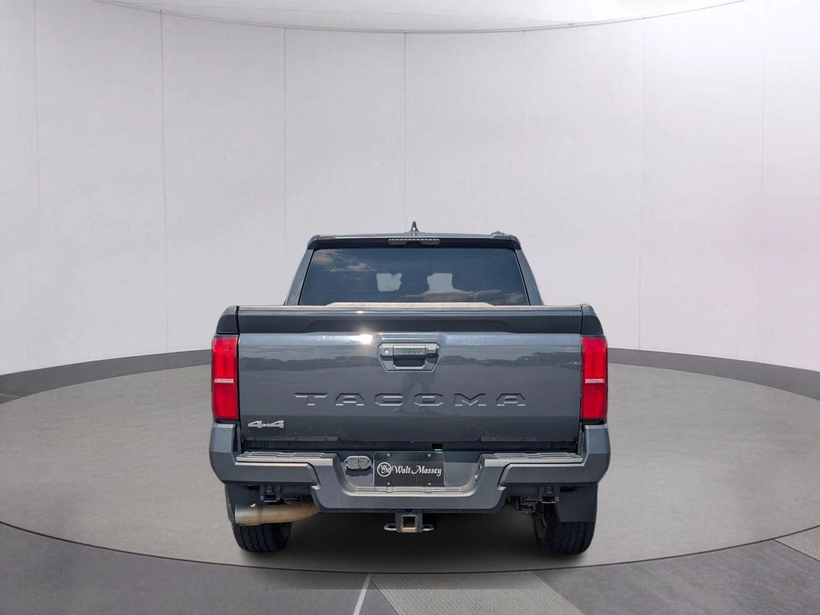 Used 2024 Underground Toyota SR image 4