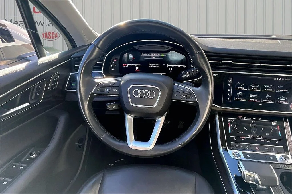 Used 2022  Audi 55 Premium Plus image 8
