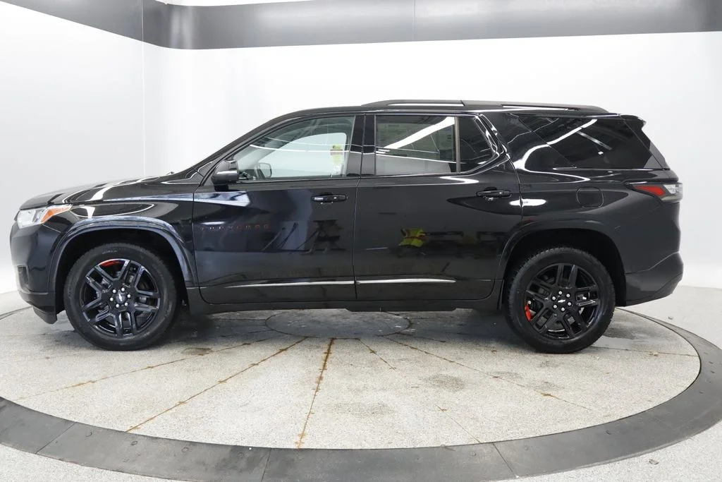 Certified 2021 Chevrolet Traverse Premier with VIN 1GNEVKKW9MJ137904 for sale in Coon Rapids, Minnesota