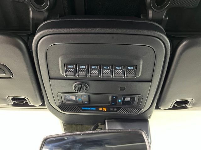 Used 2023 White Ford Raptor image 36