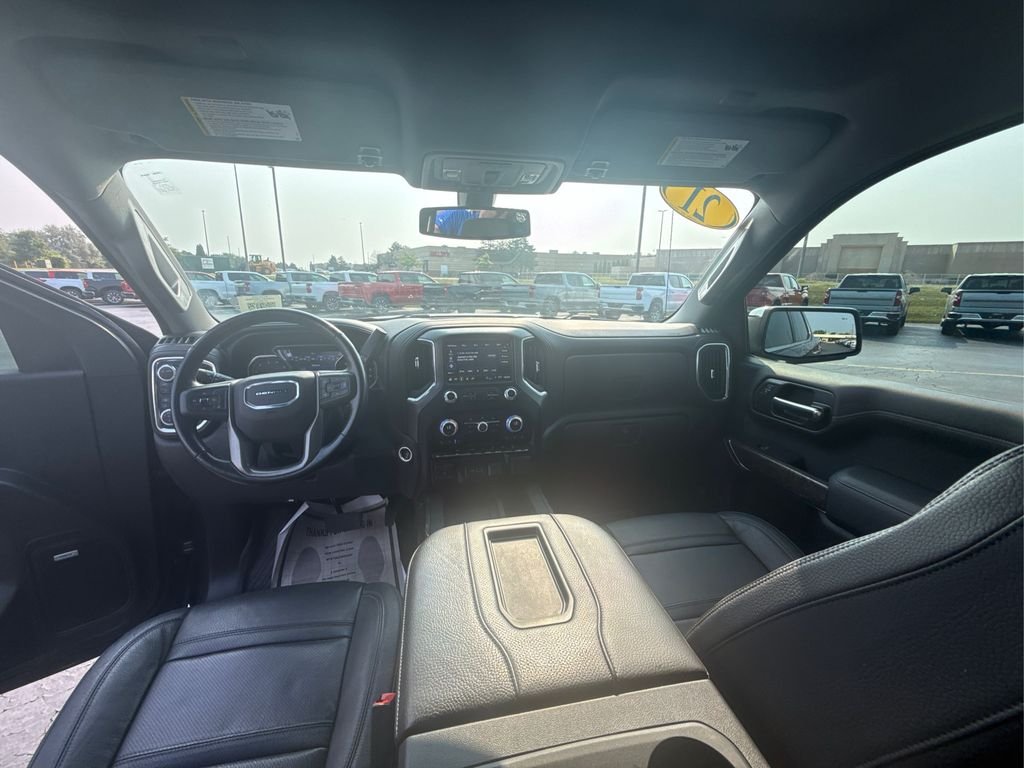 Used 2021 Hunter Metallic GMC Denali image 24