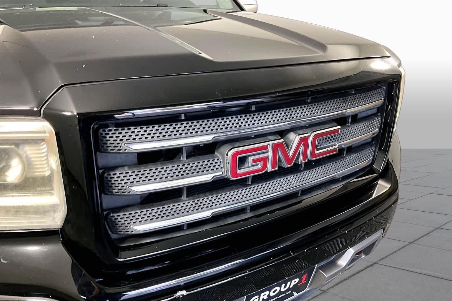 Used 2014 Onyx Black GMC SLE image 26