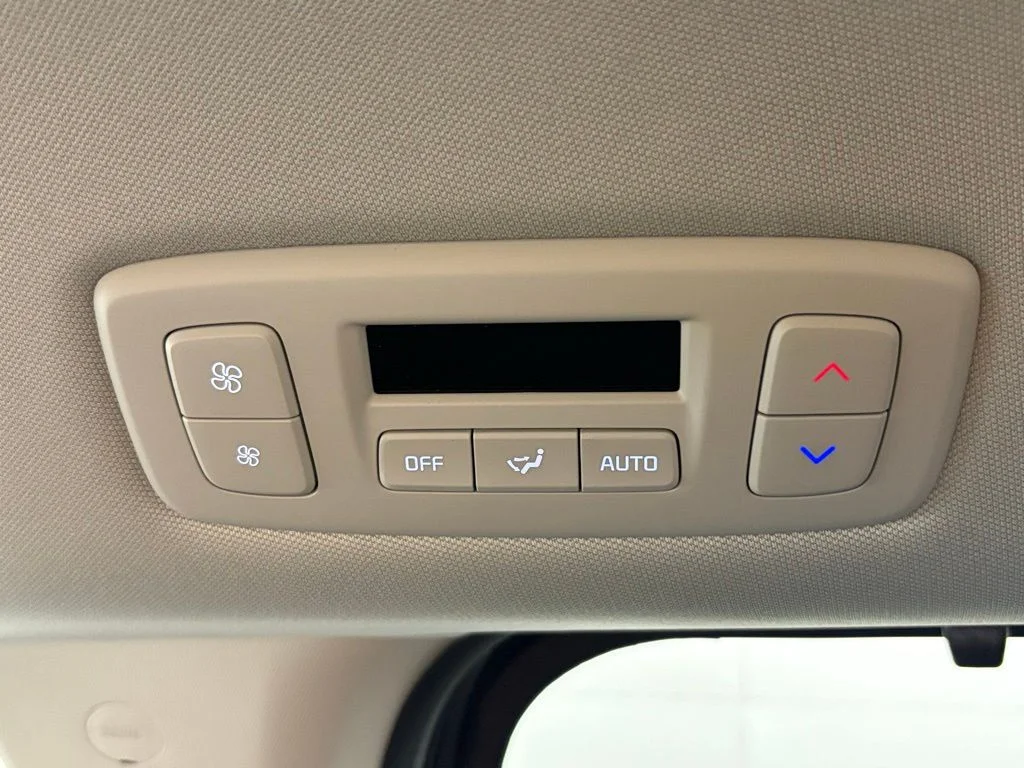 New 2026 Deep Chroma Blue Kia EX image 39