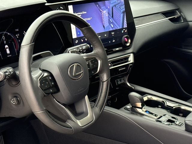 Used 2023 White Lexus 350 Luxury image 17