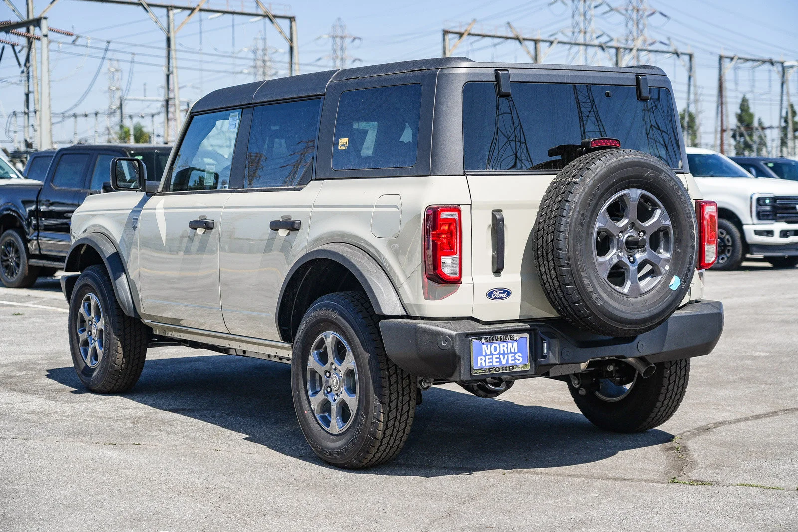 New 2026 Desert Sand Ford Big Bend® image 8