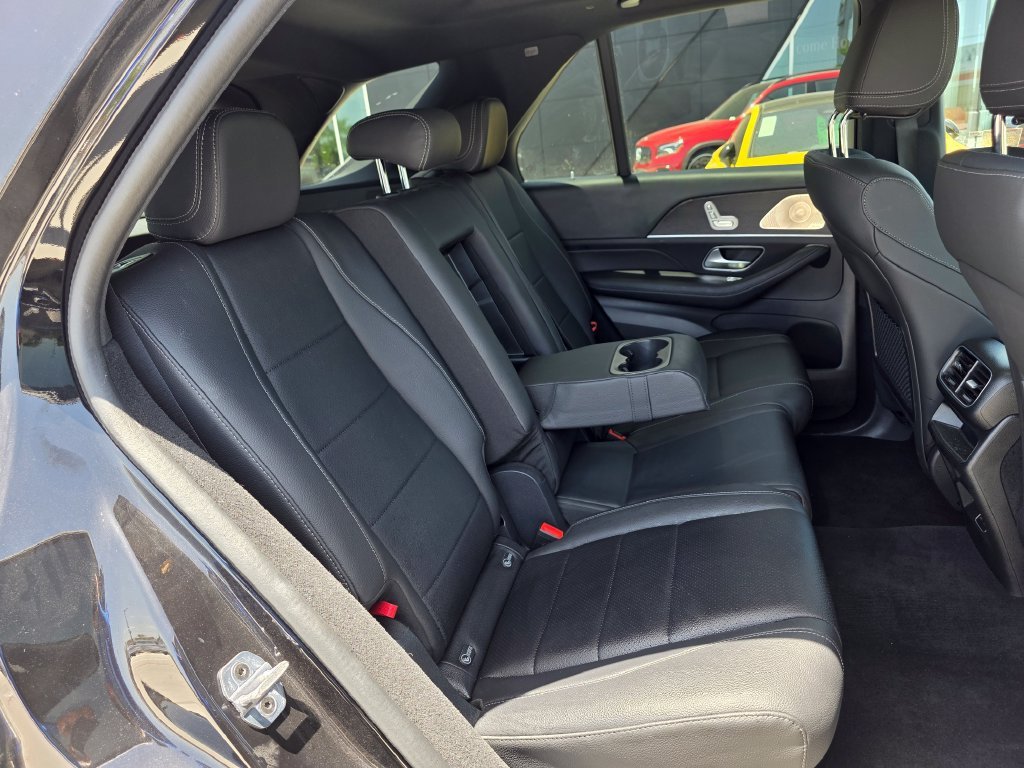 New 2026 Obsidian Black Metallic Mercedes-Benz GLE 350 image 45