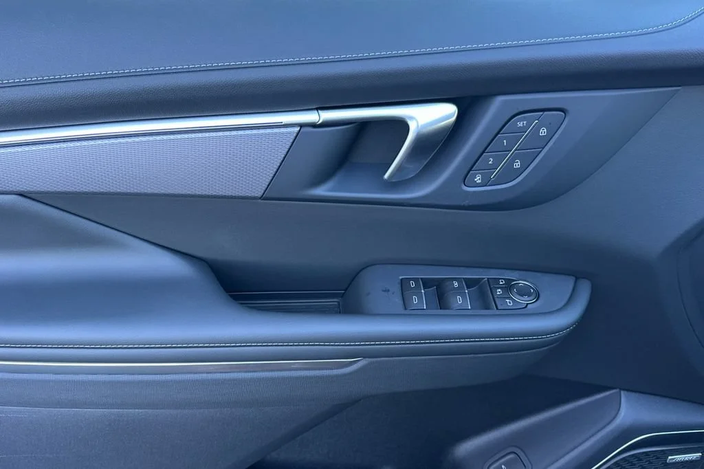 2026 Buick Enclave Sport Touring - Photo 8