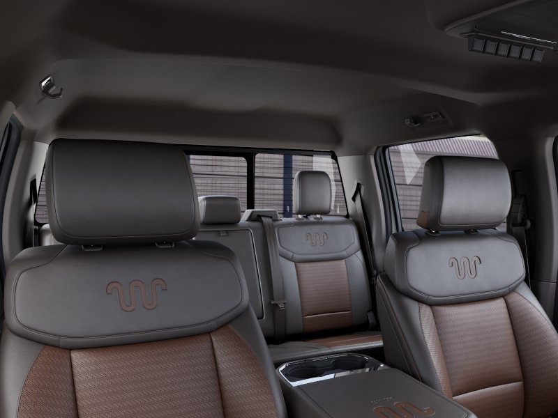 New 2027 Star White Metallic Tri-Coat Ford F-250® King Ranch® image 22