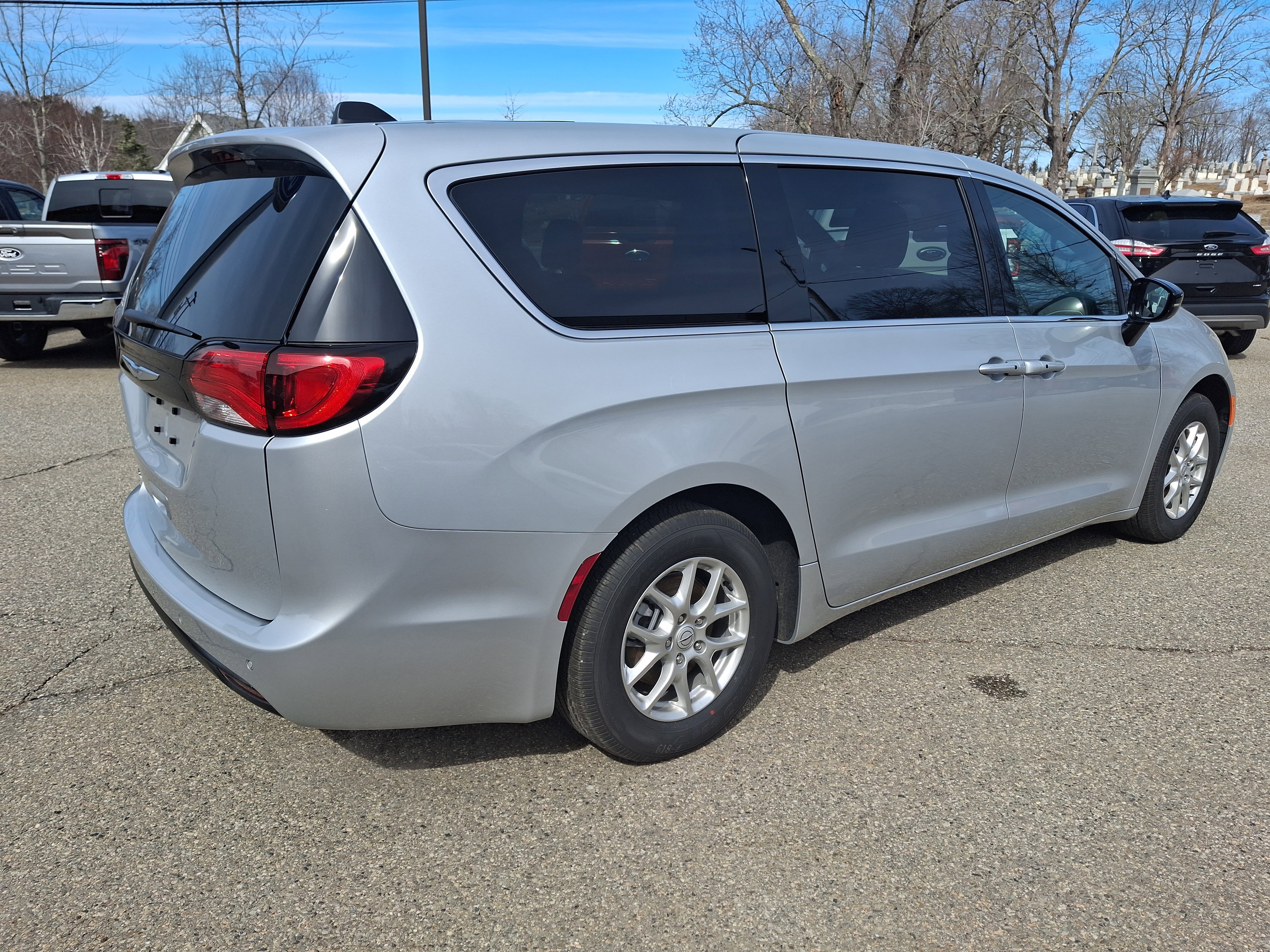New 2026 Silver Mist Clear-Coat Exterior Paint Chrysler LX image 6