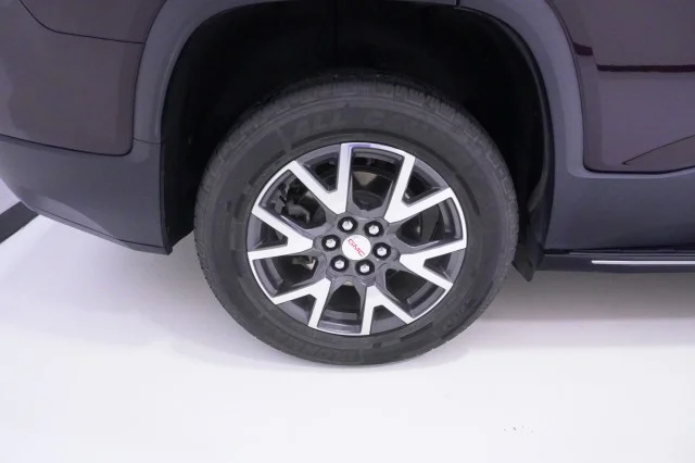 Used 2020 RED GMC SLE image 6