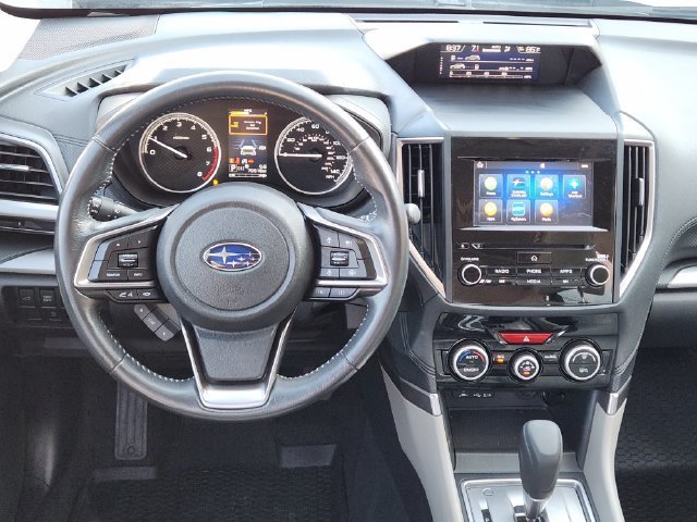 Used 2021 Blue Subaru Premium image 29