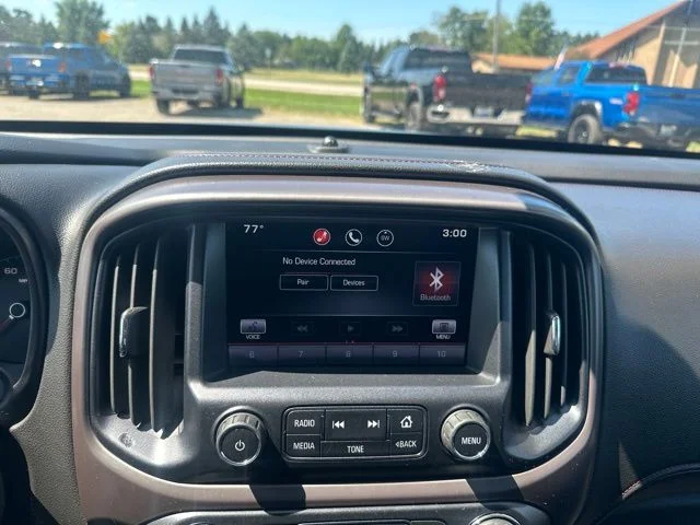 Used 2015 Gray GMC SLE1 image 14