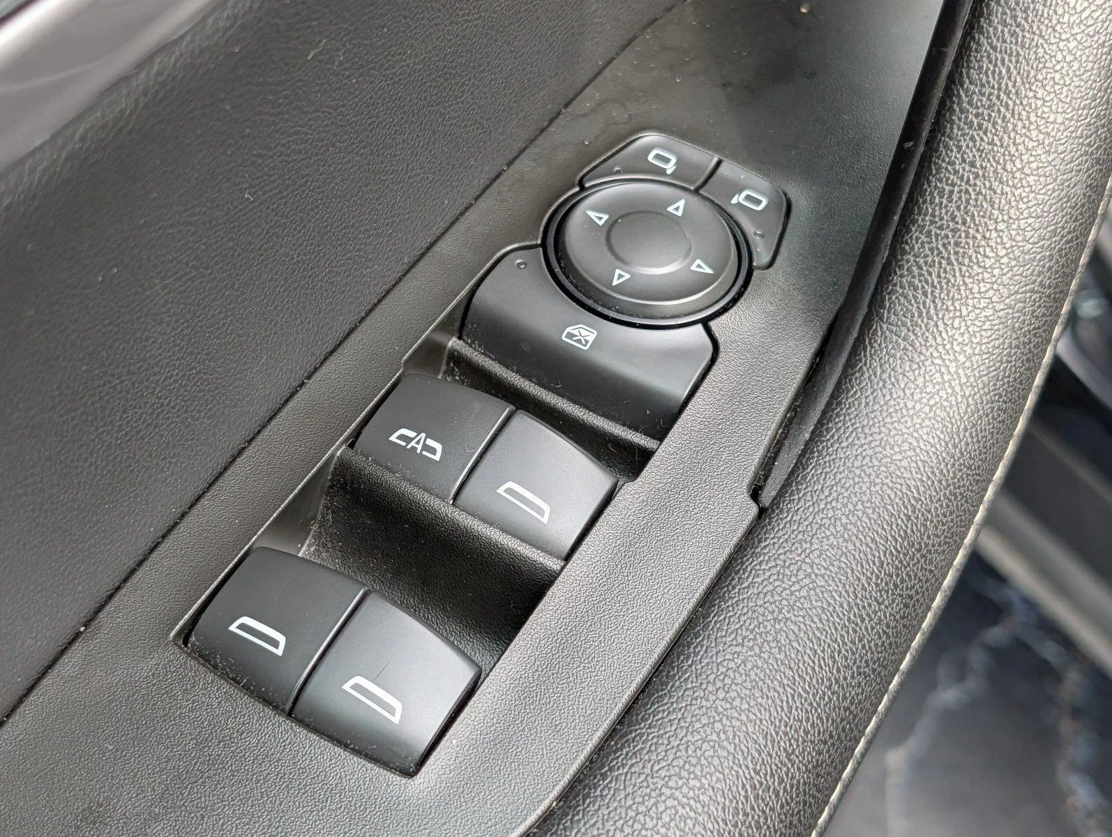 Used 2025 Black Chevrolet LT image 15