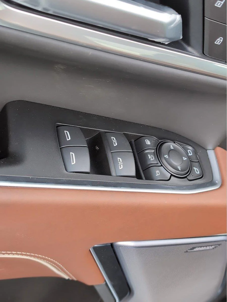 New 2026 Glacier White Tricoat GMC Denali Ultimate image 30