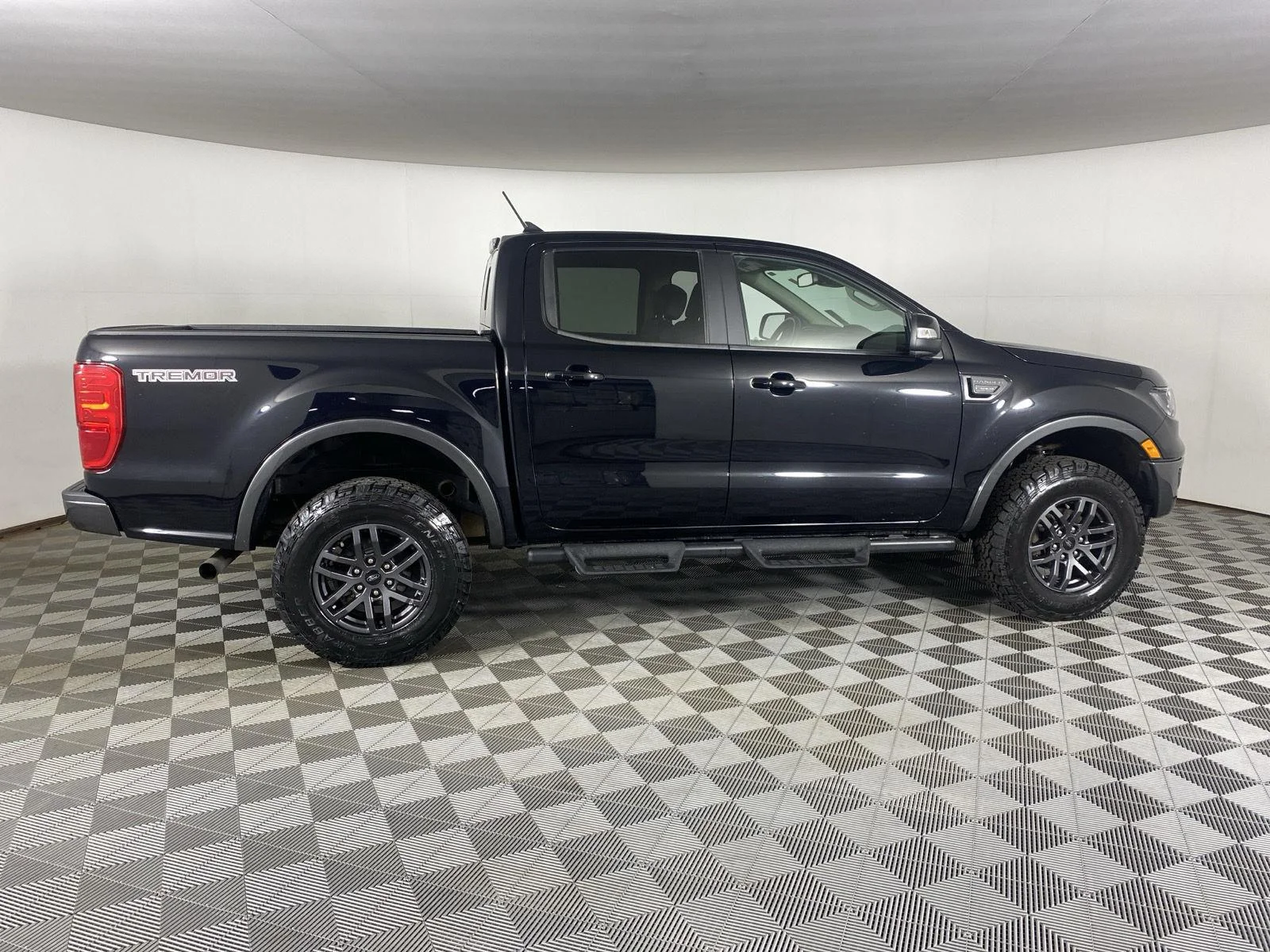 Used 2021 Shadow Black Ford LARIAT image 11