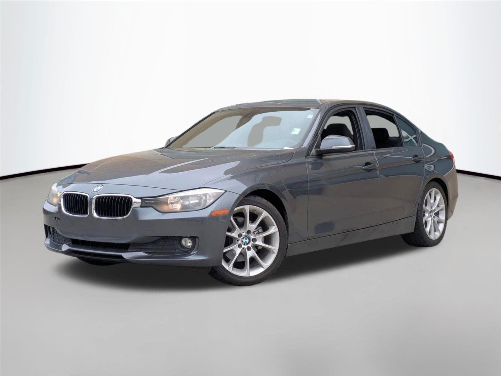 Used 2014 Glacier Silver Metallic BMW 320i image 1