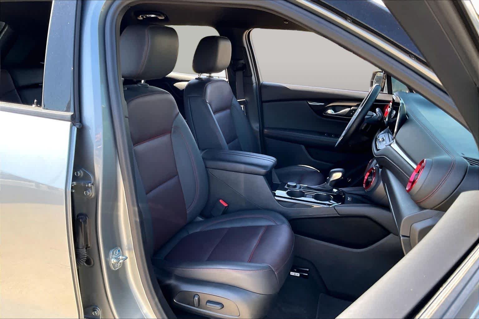 Used 2025 Sterling Gray Metallic Chevrolet RS image 9