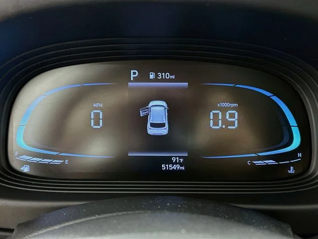 Certified Used 2023 Silver Hyundai SE image 16