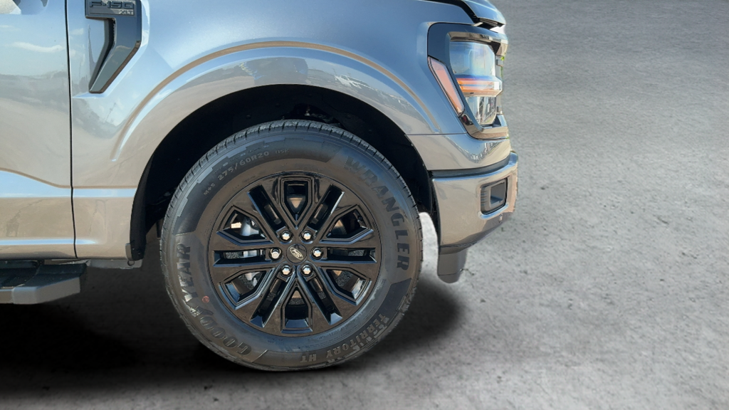 Used 2025 Carbonized Gray Metallic Ford XLT image 23