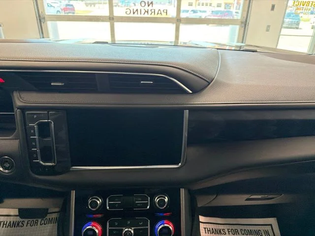 Used 2022 Black GMC Denali image 31