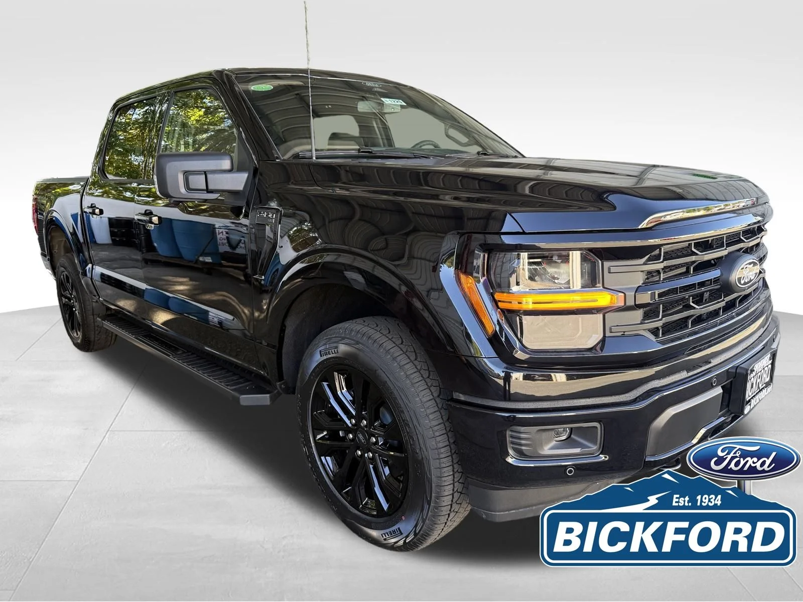 New 2026 Black Ford XLT image 3