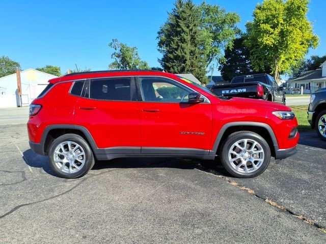 Used 2024 Red Jeep Latitude Lux image 8