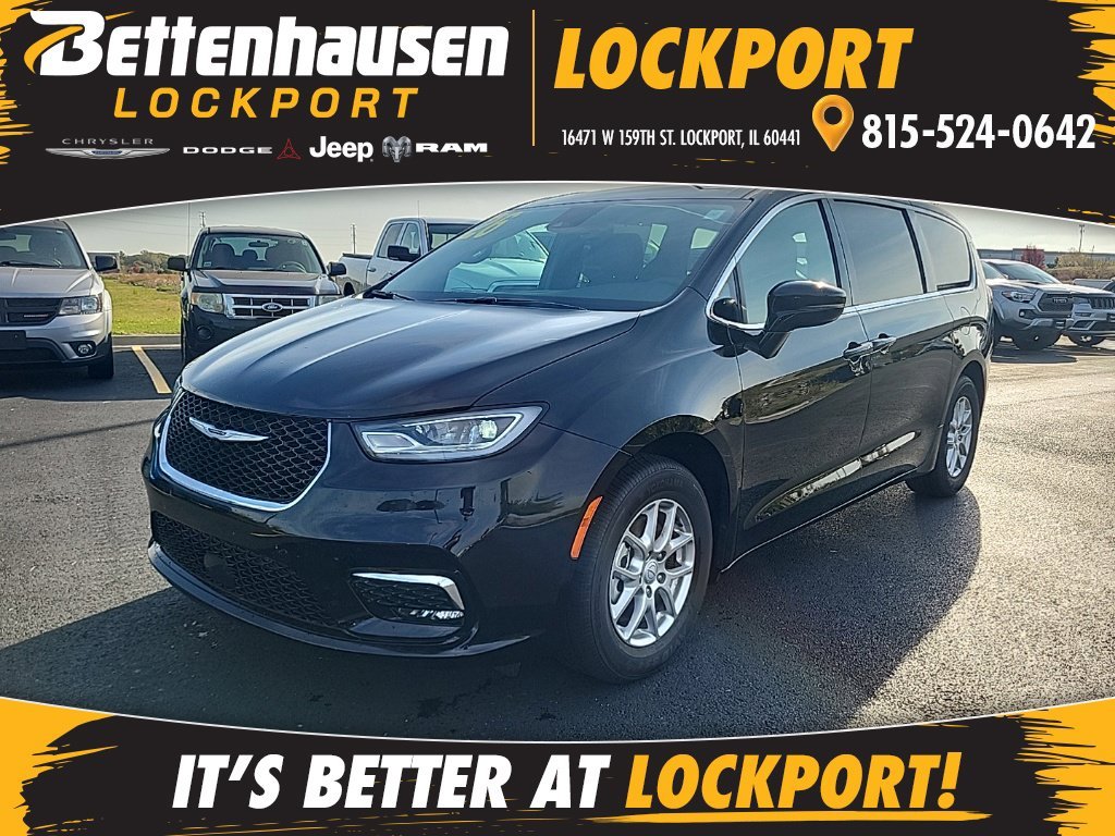 2026 Chrysler Pacifica Select