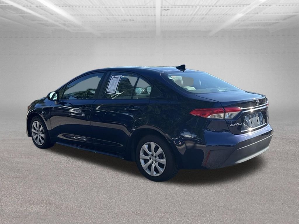 Used 2024  Toyota LE image 4