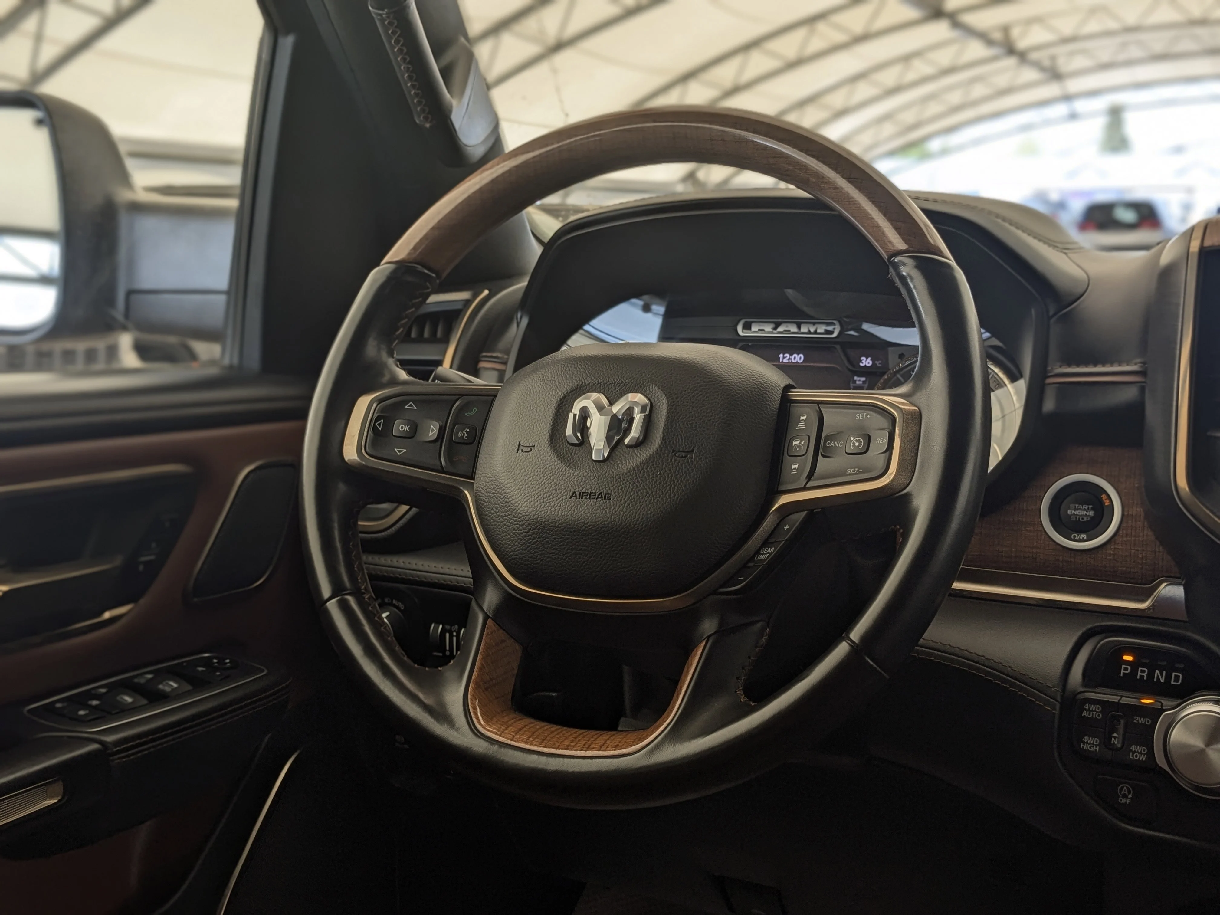 Used 2022 Black RAM Limited Longhorn - Level I - Dual Pane Sunroof - Leather - Harman/Kardon Audio - Advanced Safety & M image 16