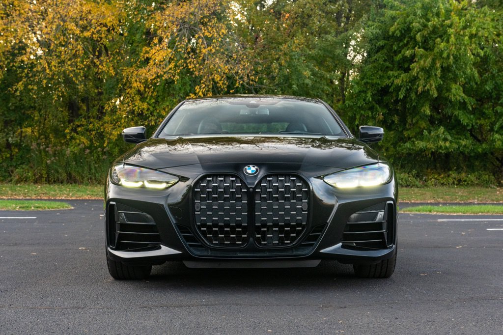 Certified Used 2024 Black Sapphire Metallic BMW M440i xDrive image 2
