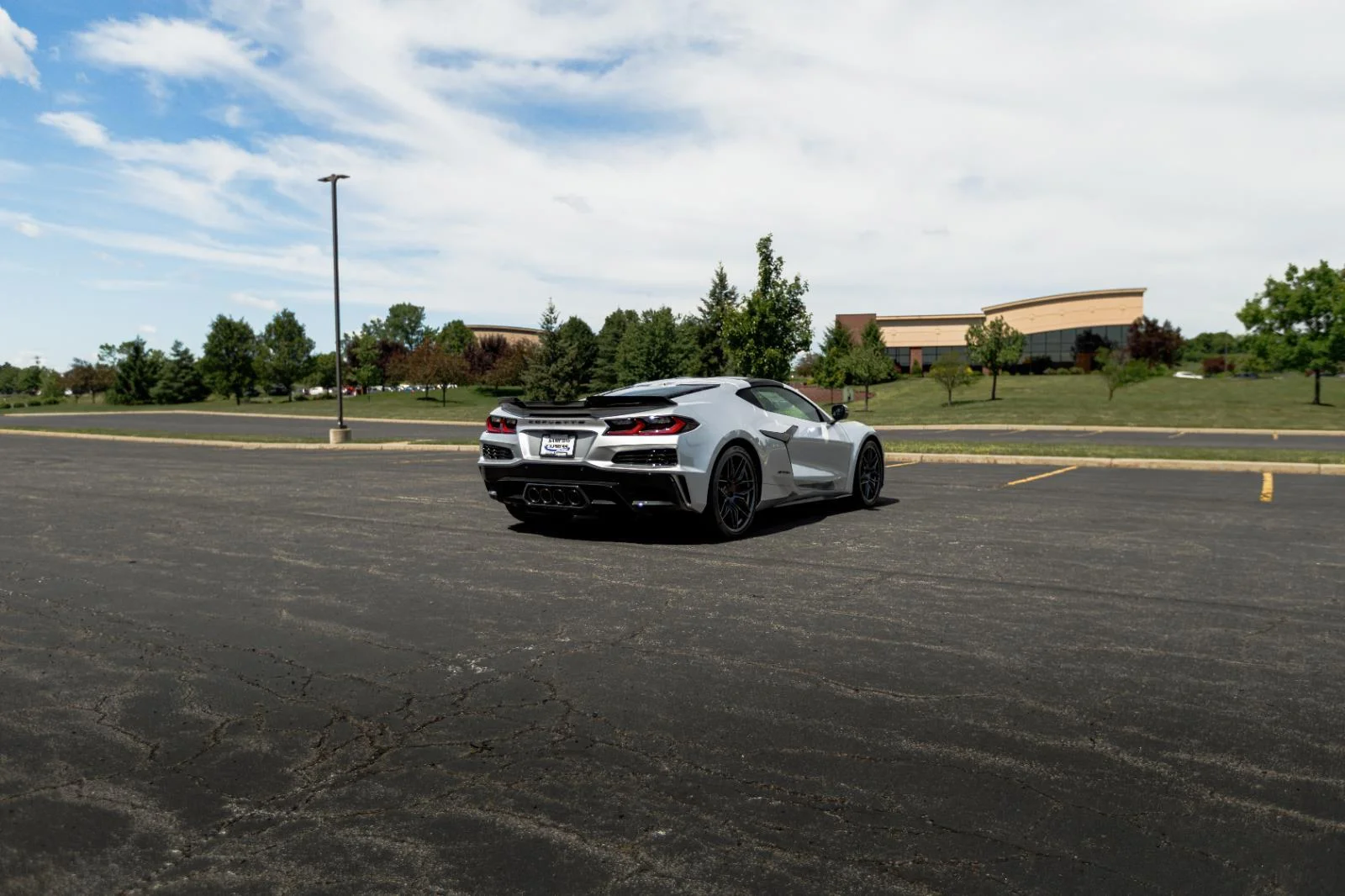 New 2026 Blade Silver Metallic Chevrolet 1LZ image 20