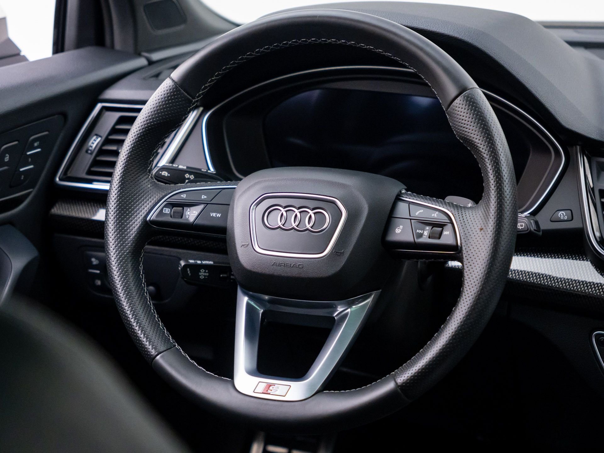 Used 2022 Black Audi Premium Plus image 11