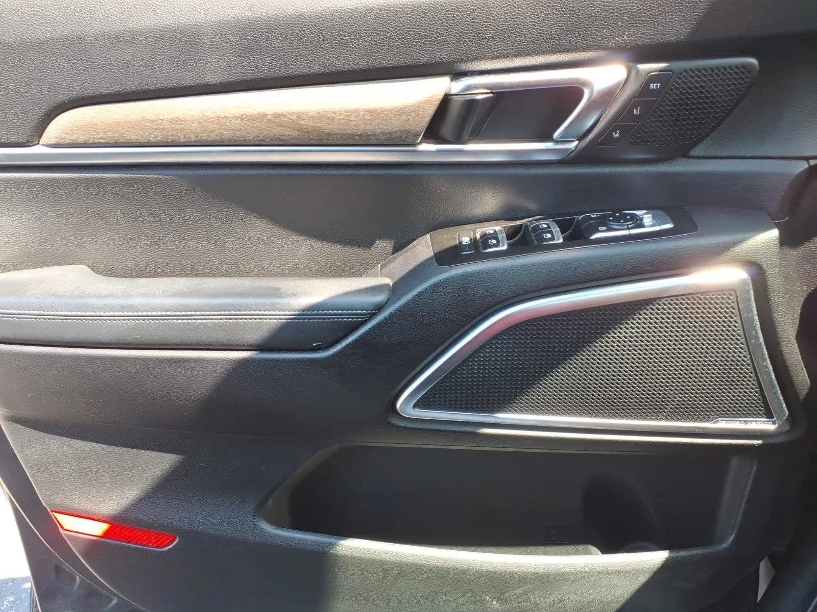 Used 2020 Gravity Gray Kia SX image 16