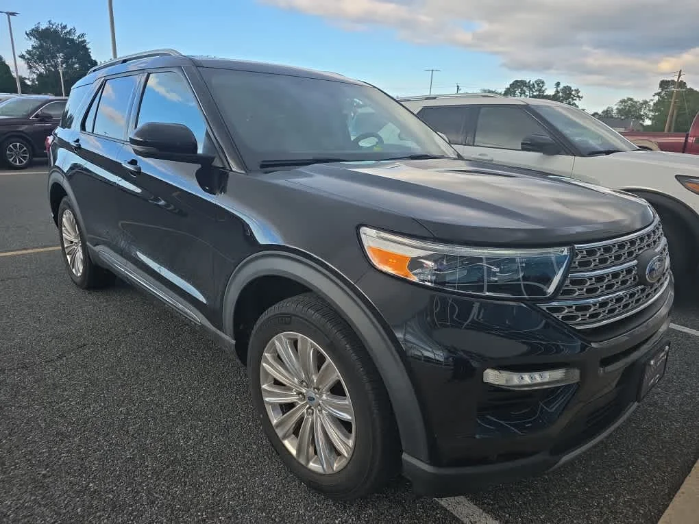 Certified Used 2023 Agate Black Ford Limited image 2