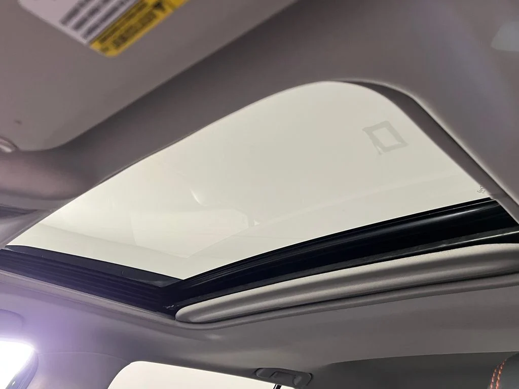 Used 2019 Black Toyota Adventure image 31