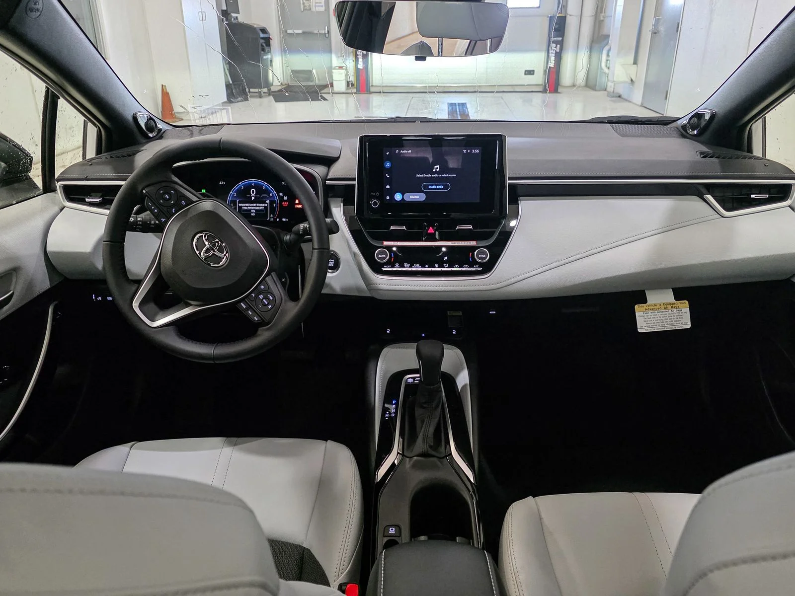 2026 Toyota Corolla Hatchback XSE - Photo 24