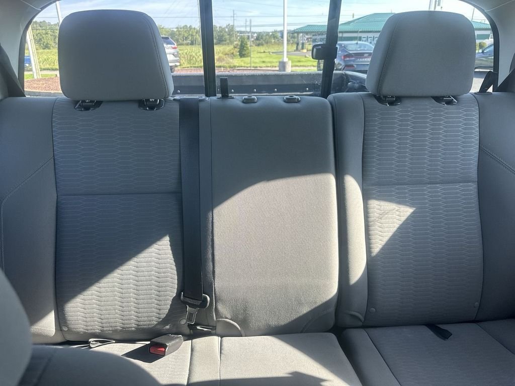 Used 2018 Silver Toyota SR image 13