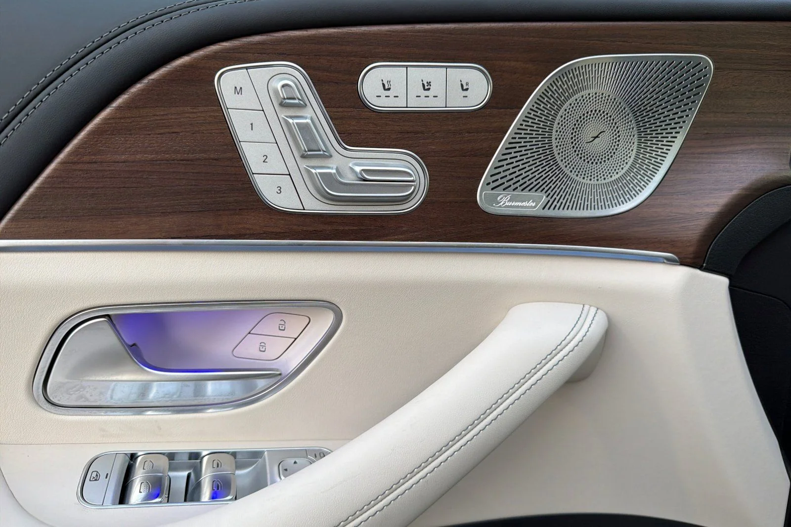 New 2026 Polar White Mercedes-Benz GLE 63 S AMG® image 9
