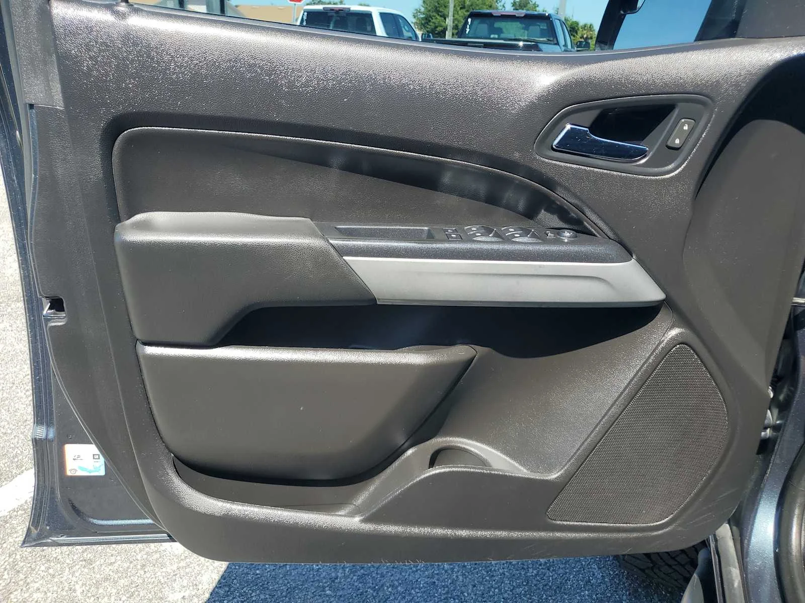 Used 2019 SHADOW GRAY METALLIC Chevrolet 4WD ZR2 image 21