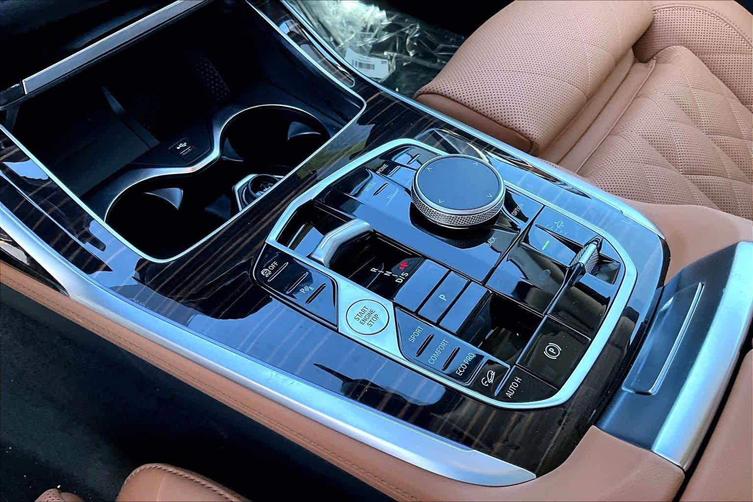 New 2027 Blue Ridge Mountain Metallic BMW xDrive40i image 7