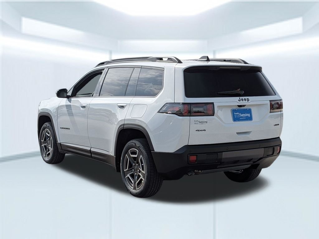 New 2026 Bright White Clear-Coat Exterior Paint Jeep Laredo image 3
